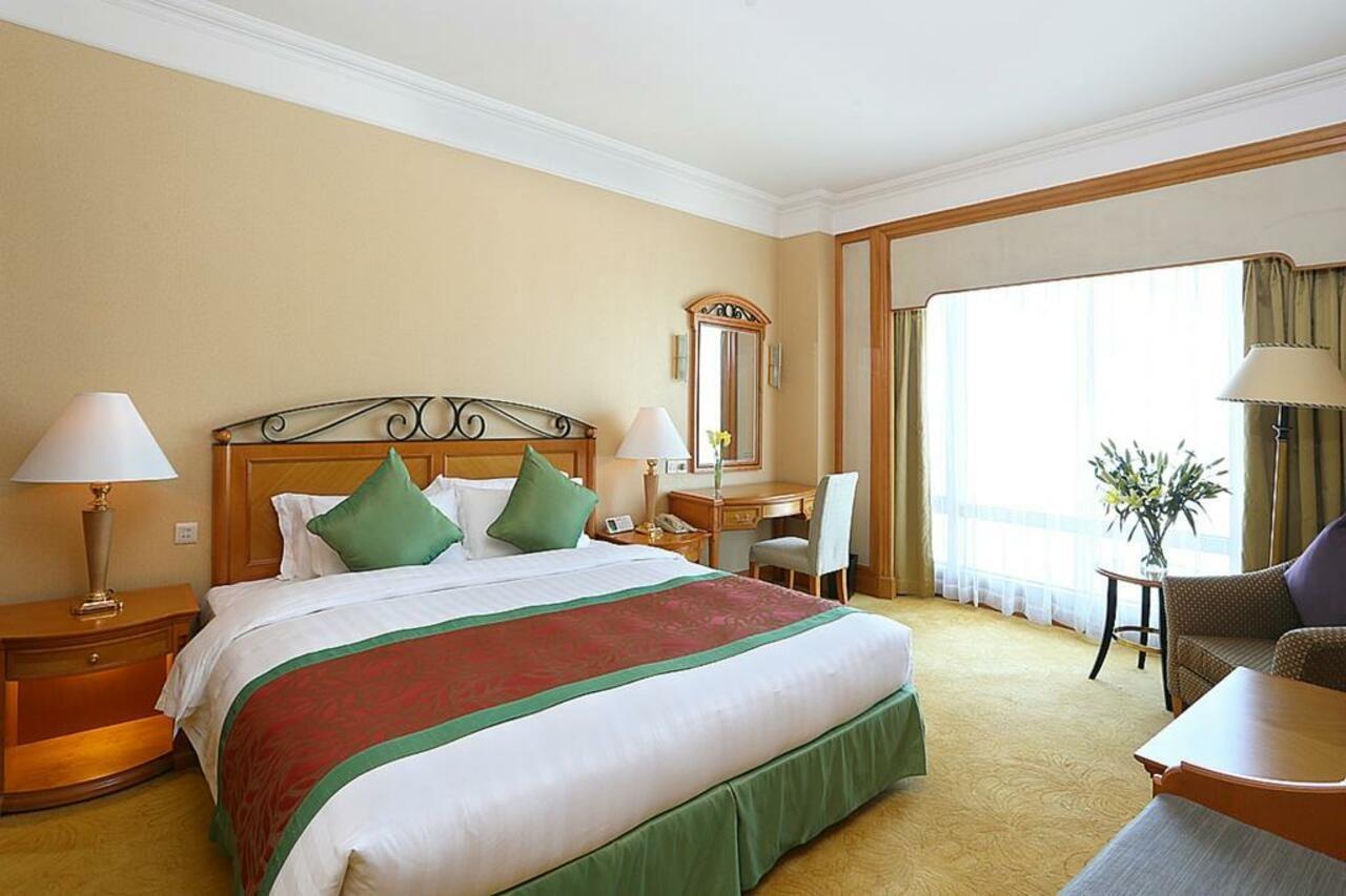 Regency Hotel Shantou Exterior photo