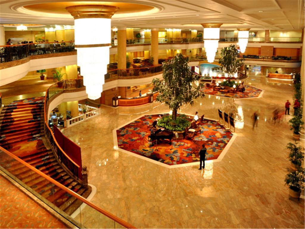 Regency Hotel Shantou Exterior photo